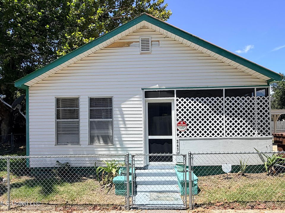 1st image of 243 Elmer St