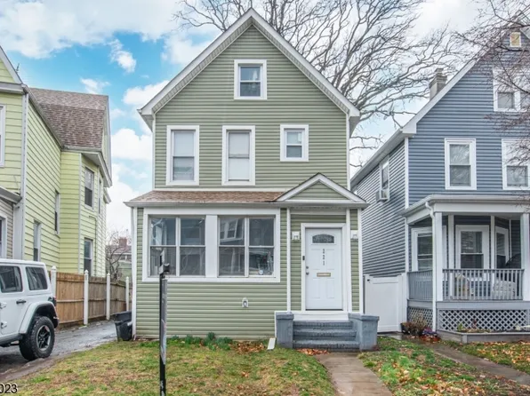 221 N Maple Ave, East Orange City, NJ 07017