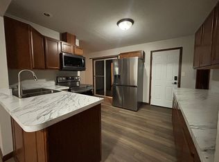 530 Linden Ave, Crete, NE 68333