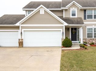 14626 Alpine Dr, Urbandale, IA 50323