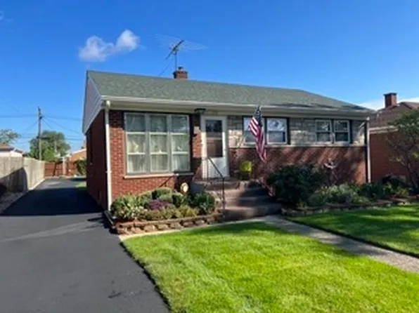 133 W 29th Pl, South Chicago Heights, IL 60411
