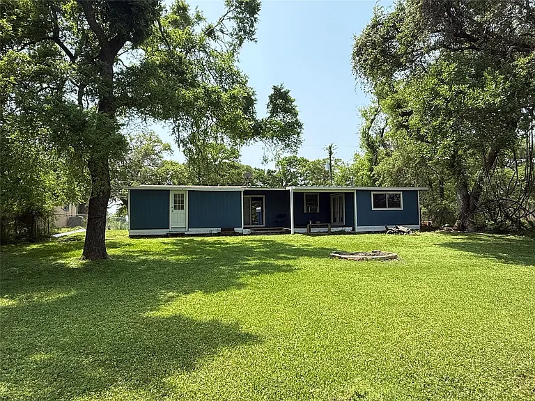 2434 Shady Creek Ln — Photo 13