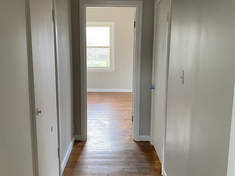35 Heritage Rd #D — Photo 3