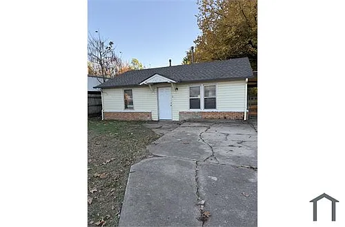 2516 SW 41st St Photo 1