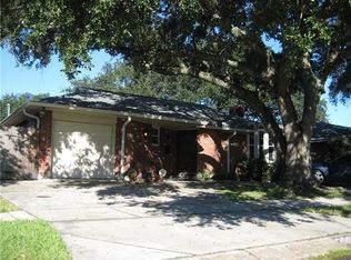 3900 Ridgeway Dr, Metairie, LA 70002