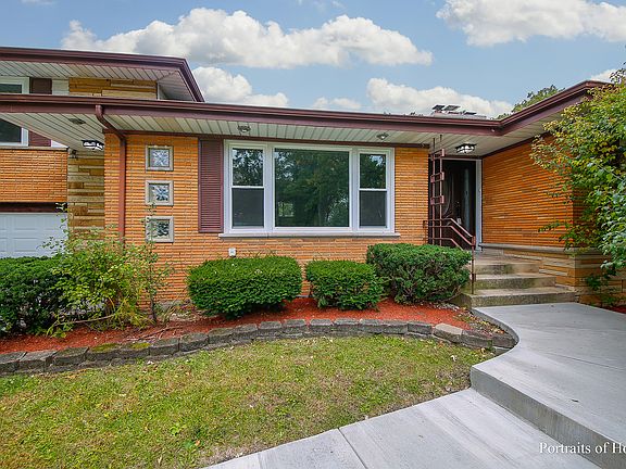 2nd image of 2529 Country Club Dr