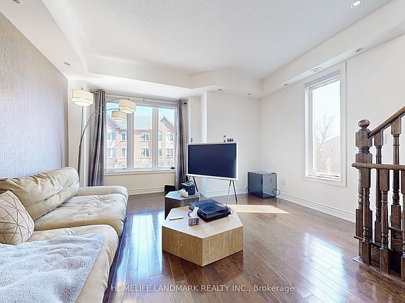 3rd image of 231 S Park Rd