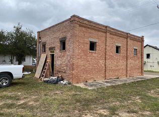 502 E Tilley St, Hebbronville, TX 78361