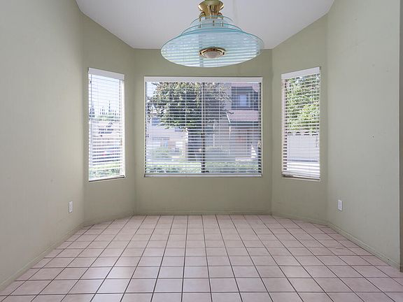 4th image of 17221 Roscoe Blvd Unit 14