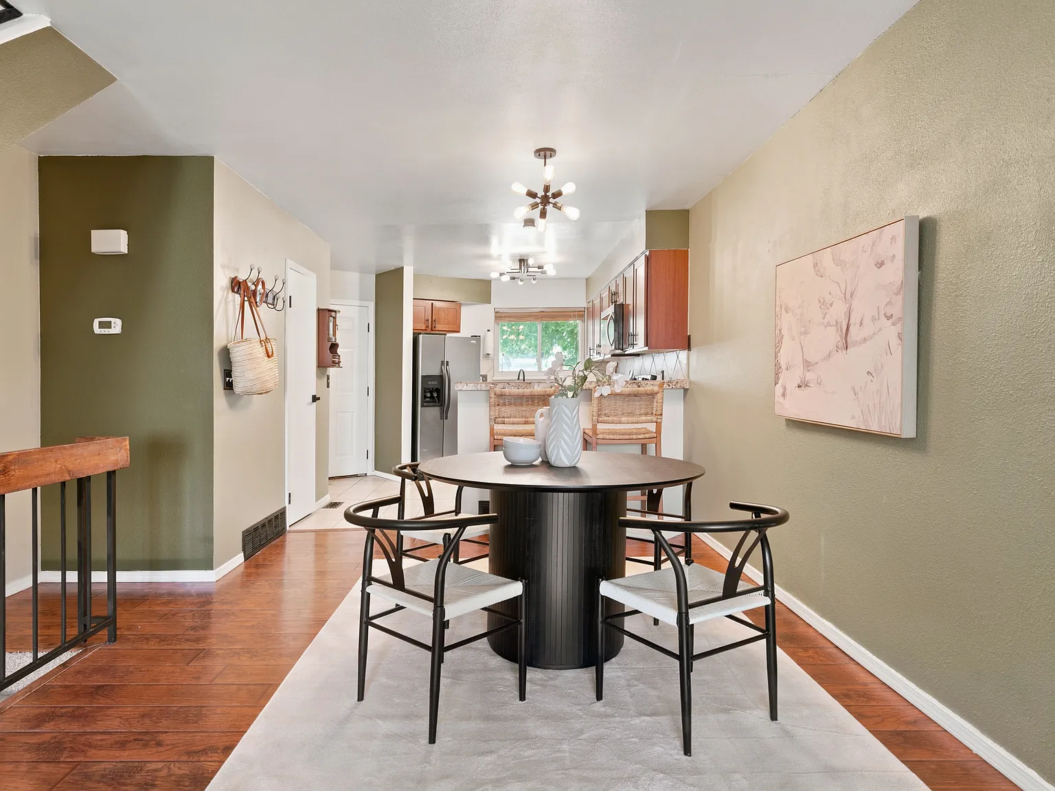 3 bed, 1586 sqft, $3,200 — Photo 4