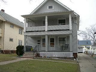 2nd image of 1650 Grace Ave