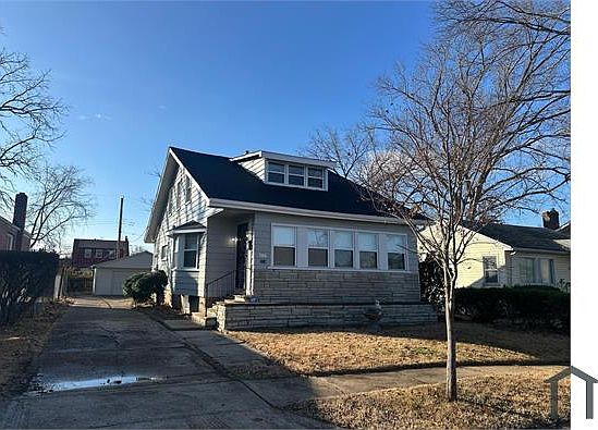 1st image of 7068 Julian Ave
