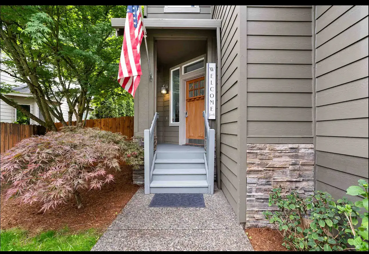 NE 183rd Ct, Vancouver — Photo 2