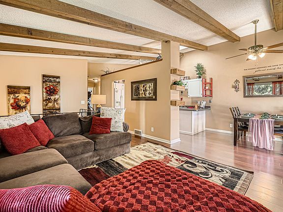 5th image of 3803 Laurel Ct