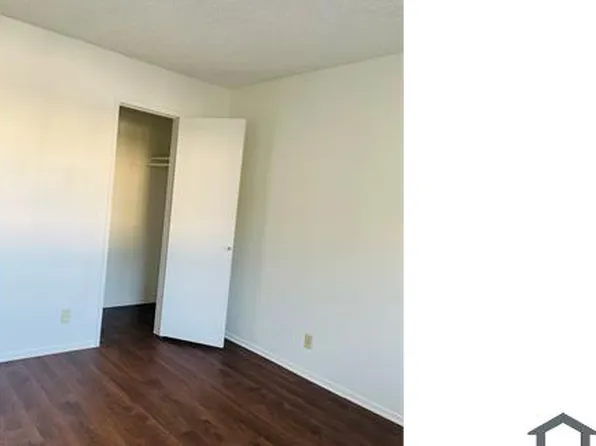 17914 Sherman Way APT M, Reseda, CA 91335