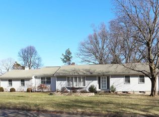 101 Wildwood Gln, Longmeadow, MA 01106