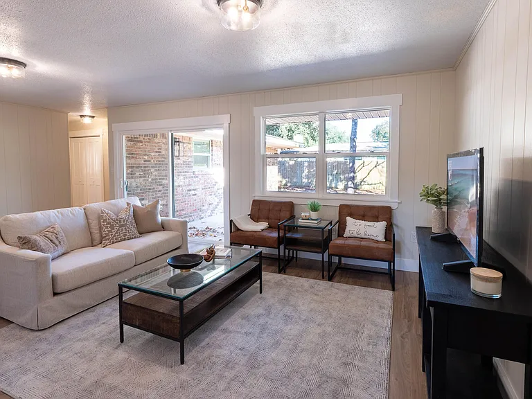 1 Stafford Cir — Photo 9