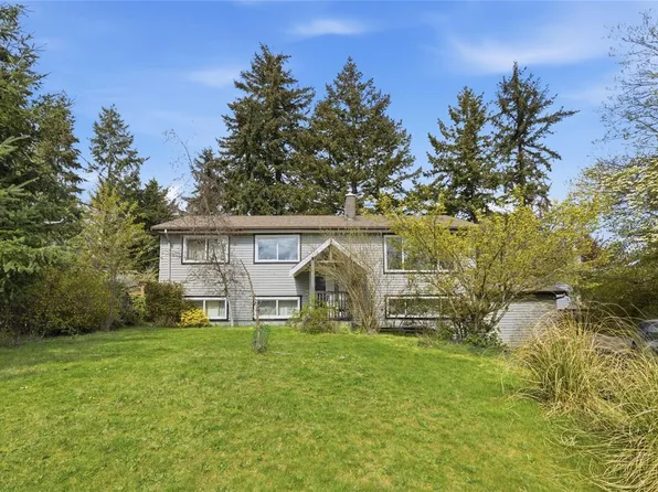 3082 McCauley Dr, Nanaimo, BC V9T 1V8