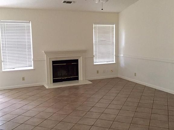 4th image of 1521 Michener Dr