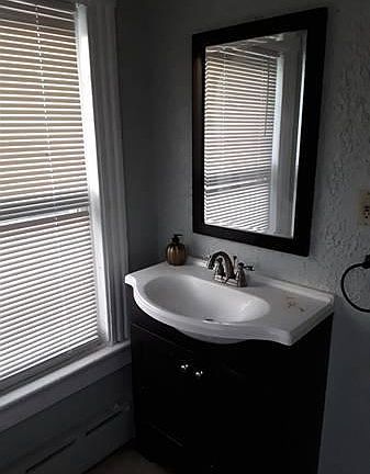 2nd image of 92 Litchfield Ave