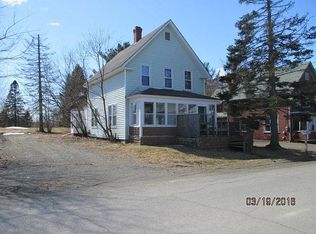25 2nd St, Milo, ME 04463