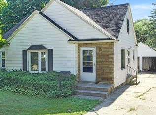 1515 Fuller Ave NE, Grand Rapids, MI