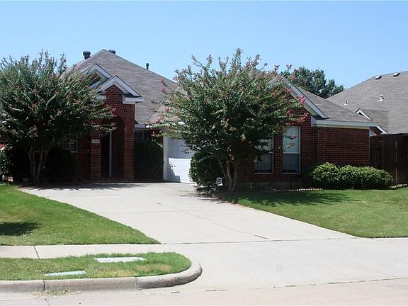 2nd image of 4304 Palmdale Dr