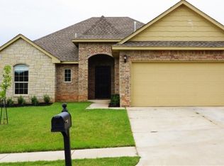 13921 Oxford Dr, Edmond, OK 73013
