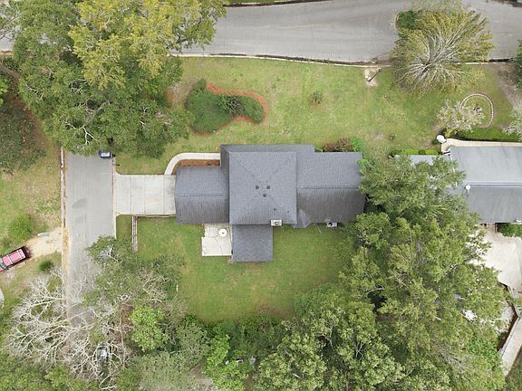 4th image of 6 Ravenna Ave