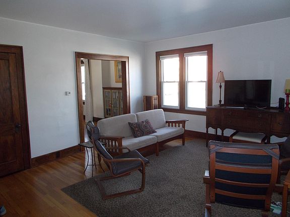 2nd image of 343 W Harrison Ave