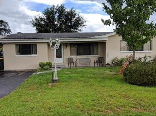 214 Lark Ave, Sebring, FL 33870