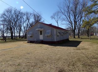 906 S Meek Ave, Marissa, IL