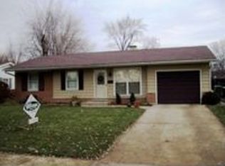 545 Middlebury Ln, Elk Grove Village, IL 60007