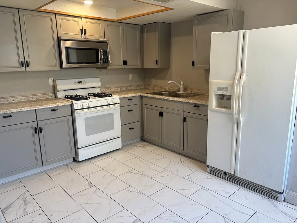 5 bed, 1236 sqft, $3,100 — Photo 4