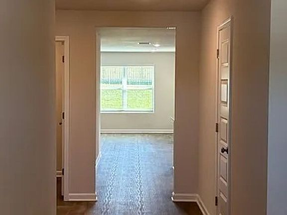 3rd image of 11195 Cloister Dr