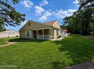 470A Chelsea Court, Manchester, NJ 08759