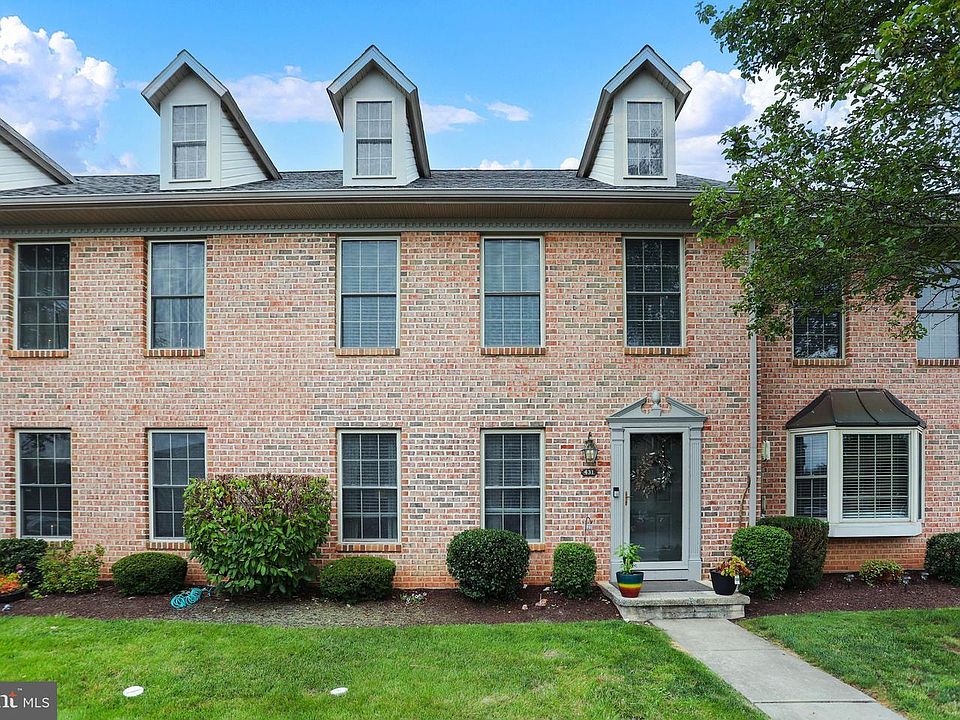 1st image of 431 Waverly Woods Dr