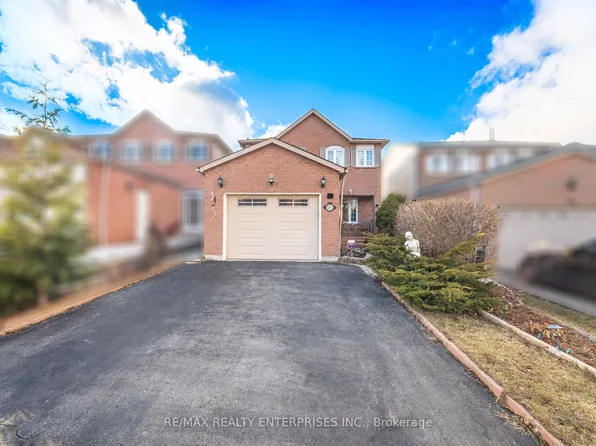 54 Niagara Pl, Brampton, ON L6S 4Y8