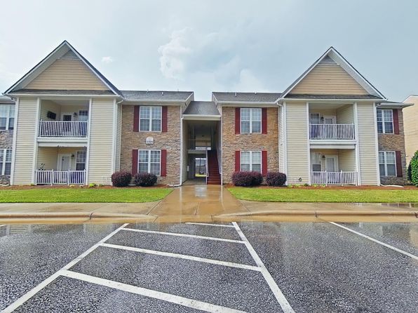 1324 Kershaw Loop APT 206