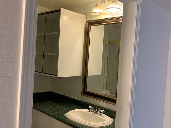 4th image of 3955 Pandora St