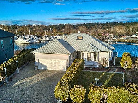 2nd image of 1648 Harbor Seal Drive