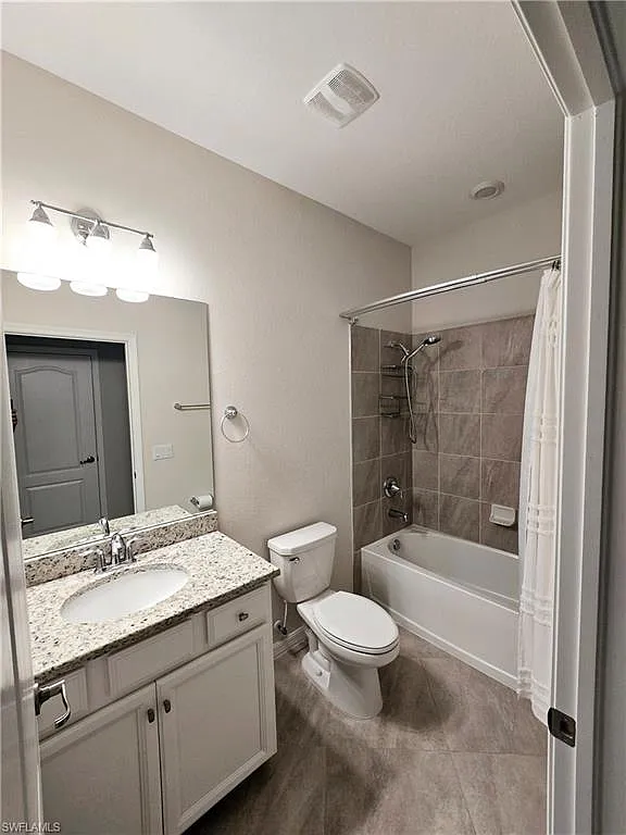 4 bed, 3.0 bath, 2032 sqft, $2,600 — Photo 4