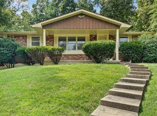 1951 Briarwood Dr, Cape Girardeau, MO 63701