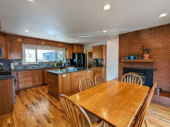 1440 Bonneville St, Laramie, WY 82070