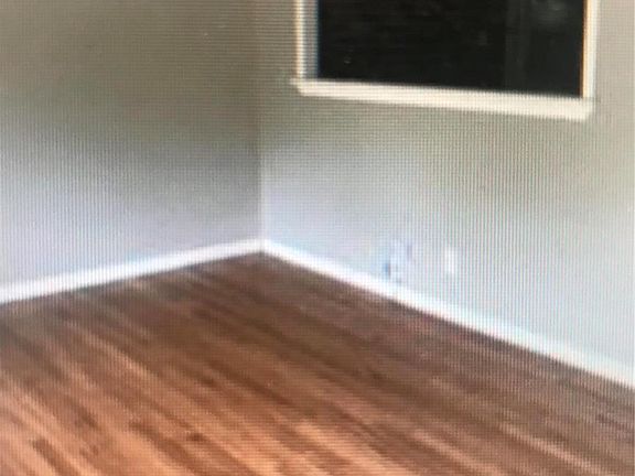 3rd image of 10080 Lilac Ave