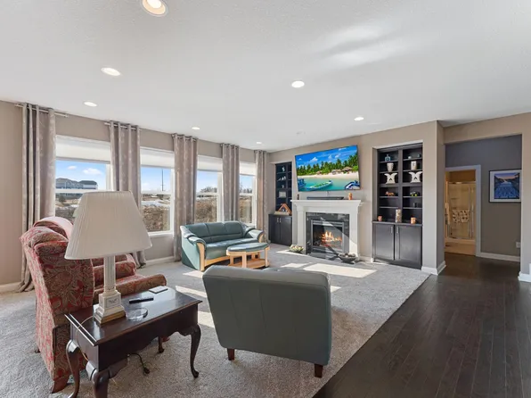 4014 Holasek Path, Chaska, MN 55318