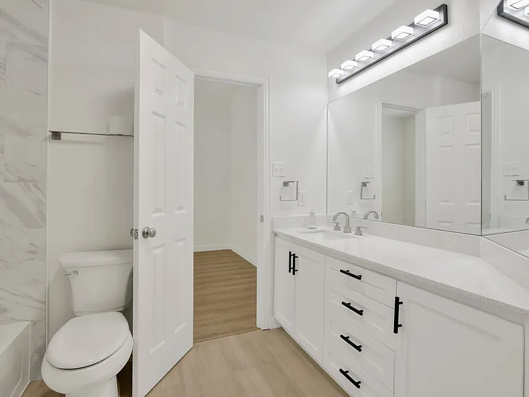 1615 Bryce Canyon Ln — Photo 18
