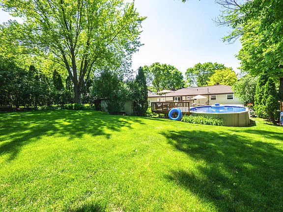 4th image of 6080 N River Trail Dr