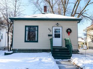 822 University Dr N, Fargo, ND 58102