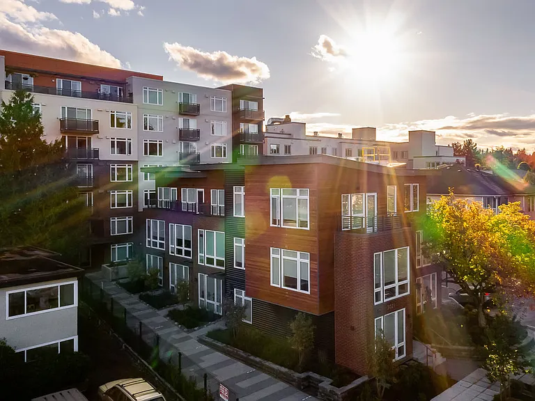 Mysa Apartments — Photo 10